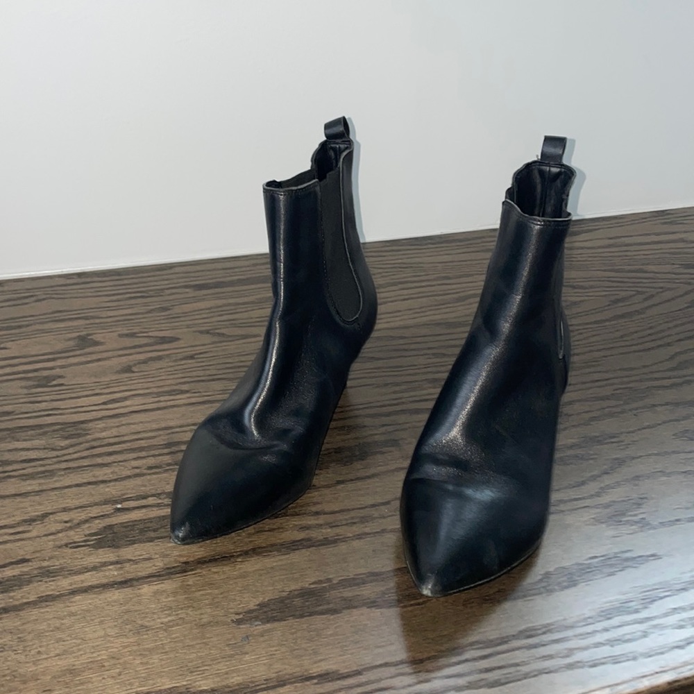 Kendall & Kylie Black Boots 9